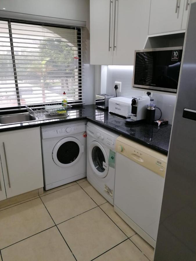 307 Bermudas - By Stay In Umhlanga Exterior photo
